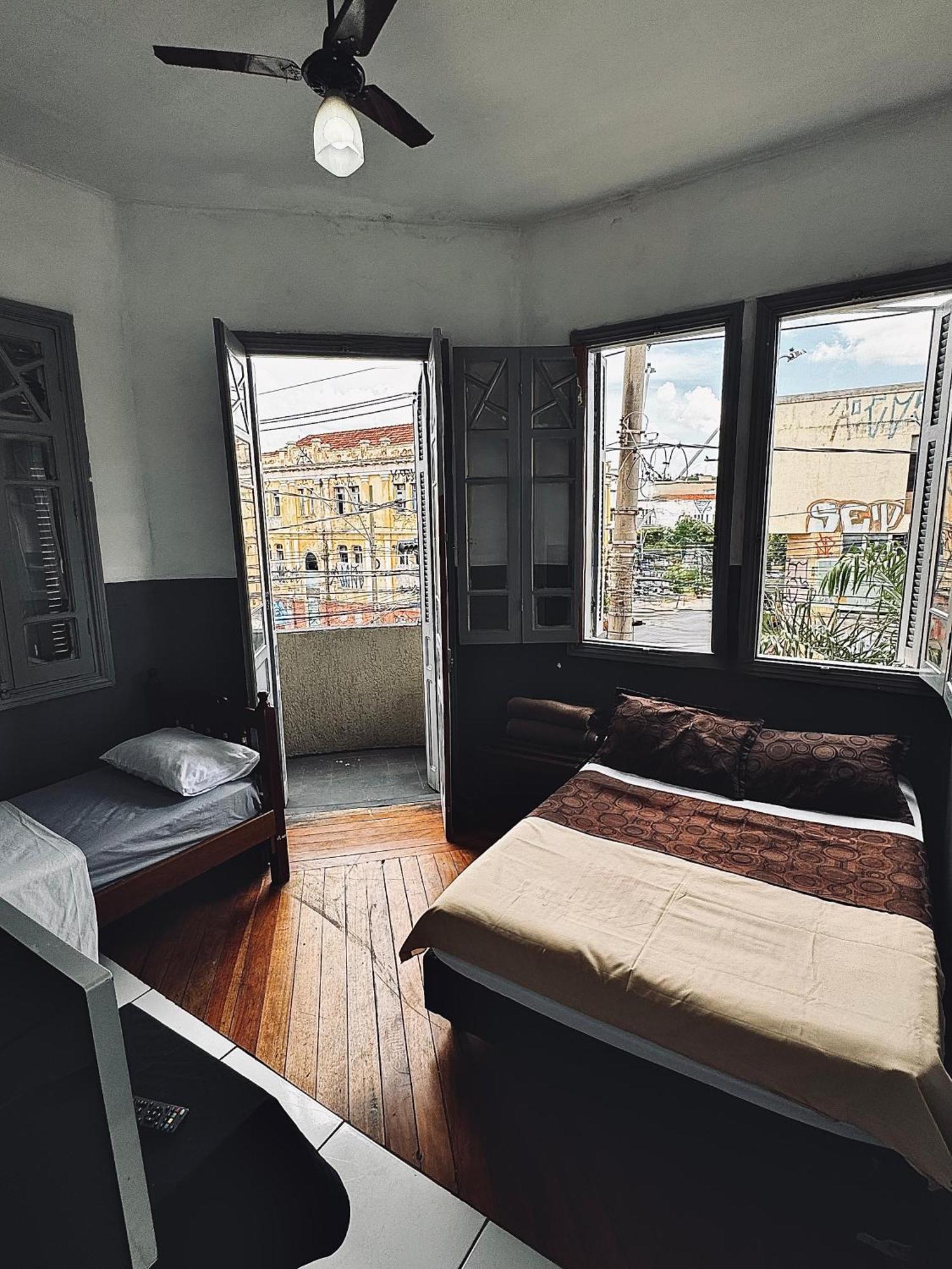 באורו Hotel Avenida מראה חיצוני תמונה